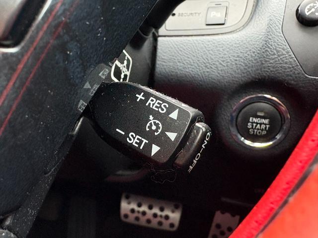 クラウン アスリート　プレミアムエディション　純正ＨＤＤナビ　バックカメラ　レオニス１８インチＡＷ　リア・リアアンダーエアロ　電動シート　シートカバー　ＥＴＣ　スマートキー２個　車両・ナビ取説有り　ディーラー記録簿有り（31枚目）