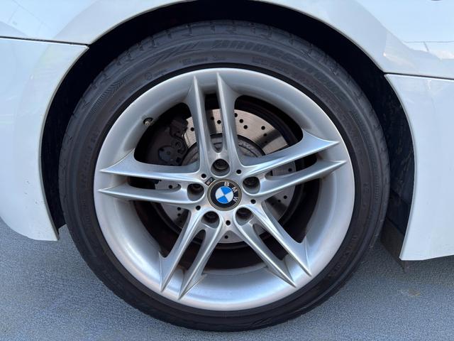 Ｚ４ Ｍロードスター　純正ＨＤＤナビ　スポーツモード　本革シート　電動シート　シートヒーター　ＥＴＣ　ＨＩＤライト　キーレス２個　取説有り　記録簿（Ｈ２１．２３．２５．２６．２７．２８．２９．３０．Ｒ１．３．５．７年）（11枚目）