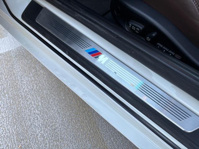 Ｚ４ Ｍロードスター　純正ＨＤＤナビ　スポーツモード　本革シート　電動シート　シートヒーター　ＥＴＣ　ＨＩＤライト　キーレス２個　取説有り　記録簿（Ｈ２１．２３．２５．２６．２７．２８．２９．３０．Ｒ１．３．５．７年）（18枚目）