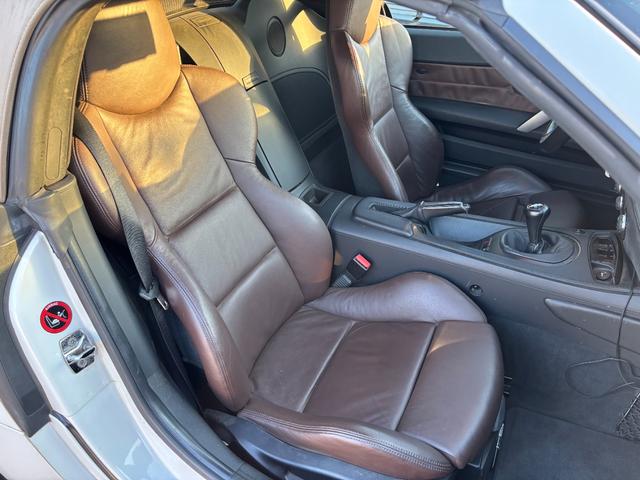 Ｚ４ Ｍロードスター　純正ＨＤＤナビ　スポーツモード　本革シート　電動シート　シートヒーター　ＥＴＣ　ＨＩＤライト　キーレス２個　取説有り　記録簿（Ｈ２１．２３．２５．２６．２７．２８．２９．３０．Ｒ１．３．５．７年）（20枚目）