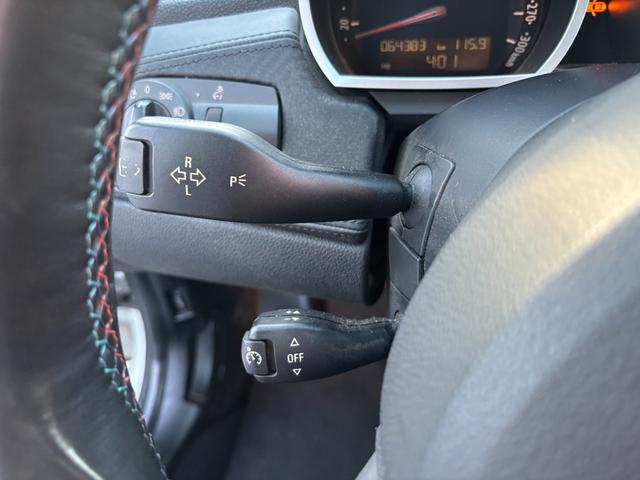 Ｚ４ Ｍロードスター　純正ＨＤＤナビ　スポーツモード　本革シート　電動シート　シートヒーター　ＥＴＣ　ＨＩＤライト　キーレス２個　取説有り　記録簿（Ｈ２１．２３．２５．２６．２７．２８．２９．３０．Ｒ１．３．５．７年）（29枚目）