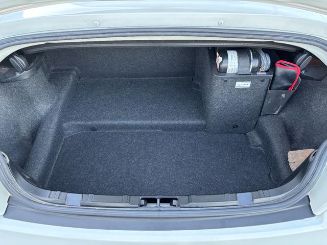 Ｚ４ Ｍロードスター　純正ＨＤＤナビ　スポーツモード　本革シート　電動シート　シートヒーター　ＥＴＣ　ＨＩＤライト　キーレス２個　取説有り　記録簿（Ｈ２１．２３．２５．２６．２７．２８．２９．３０．Ｒ１．３．５．７年）（39枚目）