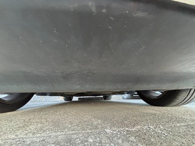 Ｚ４ Ｍロードスター　純正ＨＤＤナビ　スポーツモード　本革シート　電動シート　シートヒーター　ＥＴＣ　ＨＩＤライト　キーレス２個　取説有り　記録簿（Ｈ２１．２３．２５．２６．２７．２８．２９．３０．Ｒ１．３．５．７年）（40枚目）