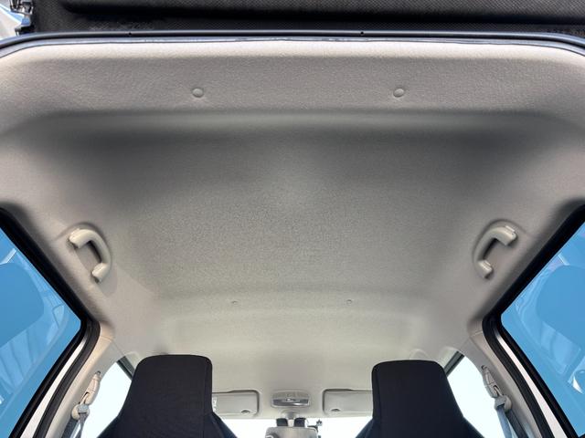 スイフトスポーツ ベースグレード　ワンオーナー　禁煙車　純正メモリナビ　全周囲カメラ　フルセグＴＶ　ＥＴＣ　前後ドラレコ　レーダークルーズ　ブラインドスポット　コーナーセンサー　シートヒーター　純正１７インチＡＷ　スマートキー２個（36枚目）