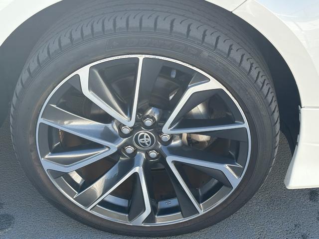 カローラスポーツ Ｇ　Ｚ　ワンオーナー　禁煙車　モデリスタエアロ　純正ＳＤナビ　バックカメラ　フルセグＴＶ　ＥＴＣ　レーダークルーズ　プリクラッシュ　レーンキープ　コーナーセンサー　スマートキー２個　ディー記録簿（Ｒ４．６年）（14枚目）