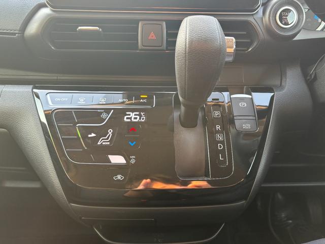 デイズ ハイウェイスター　Ｇターボプロパイロットエディション　ワンオーナー　禁煙車　全方位カメラ　純正ＳＤナビ　フルセグＴＶ（走行中可）　ＥＴＣ　プロパイロット　インテリジェントソナー　スマートキー２個　車両・ナビ取説　アダプティブクルーズコントロール（30枚目）