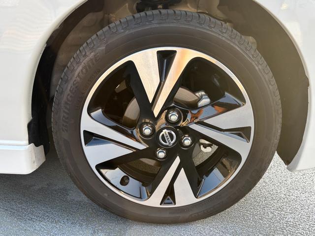 デイズ ハイウェイスター　Ｇターボプロパイロットエディション　ワンオーナー　禁煙車　全方位カメラ　純正ＳＤナビ　フルセグＴＶ（走行中可）　ＥＴＣ　プロパイロット　インテリジェントソナー　スマートキー２個　車両・ナビ取説　アダプティブクルーズコントロール（45枚目）