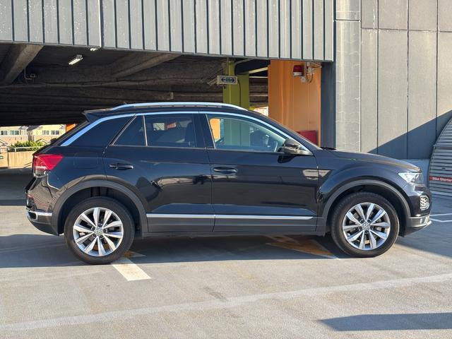 T-ロック TDI スタイルデザインパッケージ 禁煙車 バーチャルコクピット ACC TV Rカメラ 電動テールゲート 社外ドラレコ スマートキー2個 ドライバーアシスト 取説(5枚目)