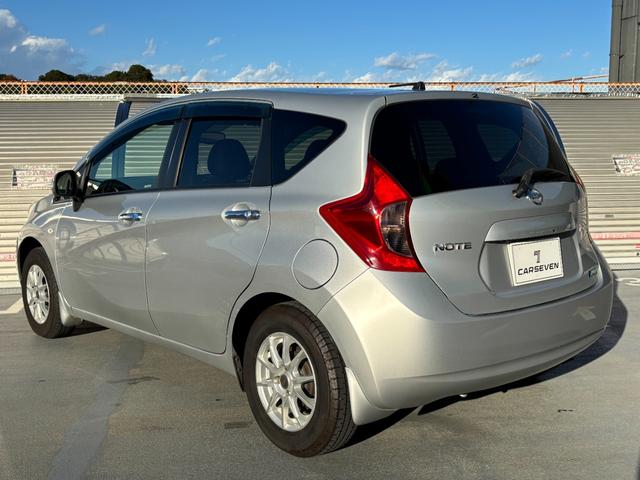 ノート メダリスト エマージェンシーブレーキパッケージ 純正ナビ 全方位カメラ フルセグTV エマージェンシーブレーキ レーンキープ ハーフレザー 社外14インチAW サイドバイザー ETC(4枚目)