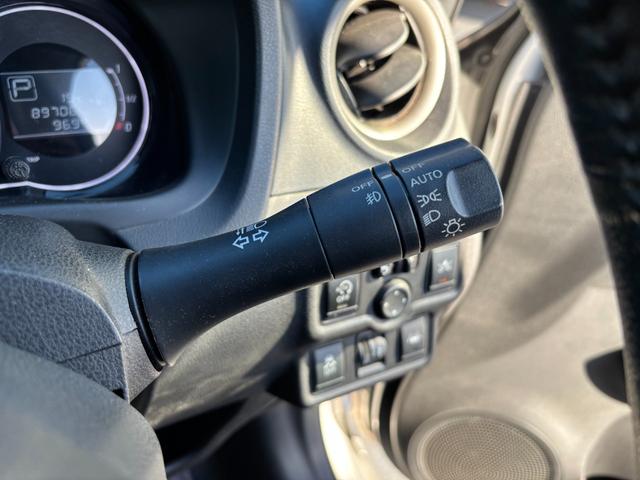 ノート メダリスト エマージェンシーブレーキパッケージ 純正ナビ 全方位カメラ フルセグTV エマージェンシーブレーキ レーンキープ ハーフレザー 社外14インチAW サイドバイザー ETC(27枚目)