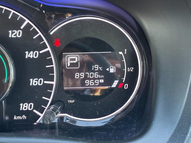 ノート メダリスト エマージェンシーブレーキパッケージ 純正ナビ 全方位カメラ フルセグTV エマージェンシーブレーキ レーンキープ ハーフレザー 社外14インチAW サイドバイザー ETC(29枚目)