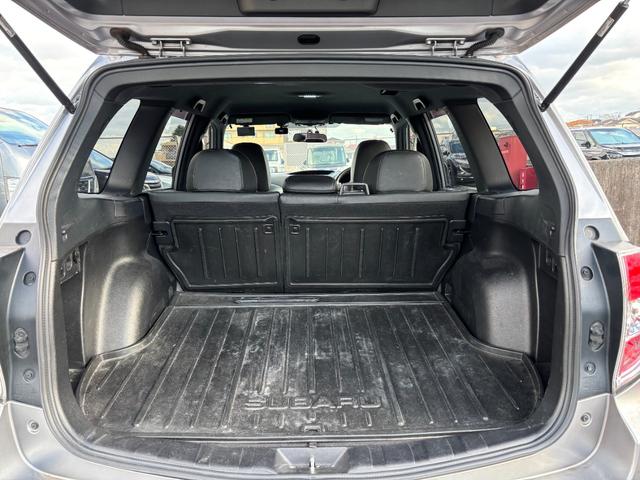 フォレスター tS STIスポーツマフラー ストラーダナビ フルセグTV 15mmローダウンコイルスプリング STI製倒立式ストラット リアダンパー STIチューニング フロント/リアフォグ シートヒーター(14枚目)