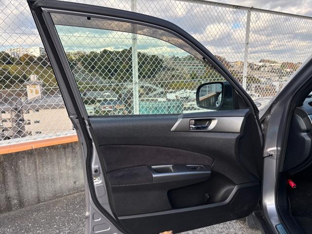 フォレスター tS STIスポーツマフラー ストラーダナビ フルセグTV 15mmローダウンコイルスプリング STI製倒立式ストラット リアダンパー STIチューニング フロント/リアフォグ シートヒーター(25枚目)