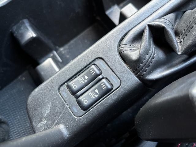 フォレスター tS STIスポーツマフラー ストラーダナビ フルセグTV 15mmローダウンコイルスプリング STI製倒立式ストラット リアダンパー STIチューニング フロント/リアフォグ シートヒーター(41枚目)