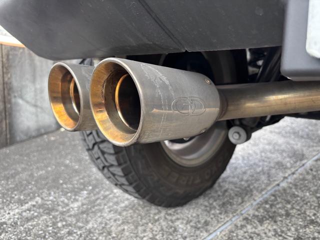 ジムニー XC アピオROADWINショックアブソーバー ガナドールマフラー サイドモール トーヨータイヤホワイトレター スズキセーフティサポート ETC シートヒーター フォグランプ LED(15枚目)