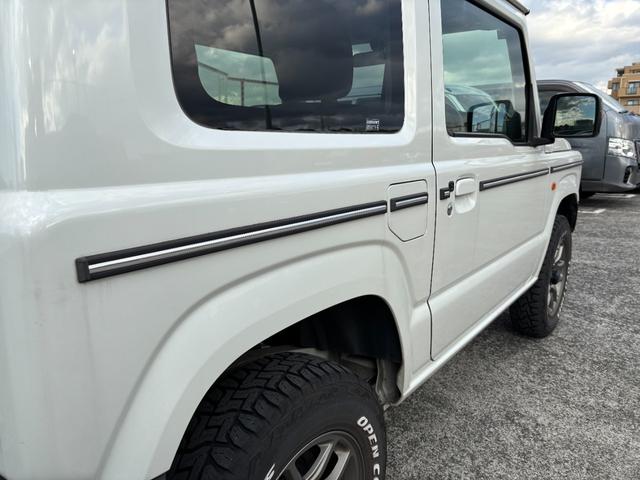 ジムニー XC アピオROADWINショックアブソーバー ガナドールマフラー サイドモール トーヨータイヤホワイトレター スズキセーフティサポート ETC シートヒーター フォグランプ LED(16枚目)