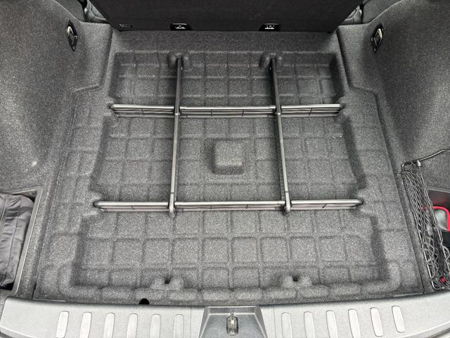 �y����E���Ԋm�F������]�̂��q�l�z���X�ł͑����̍݌ɂ�p�ӂ��Ă���ׁA�ԗ���ۊǃ��[�h�Ɉڂ��A�X���W������Ă��Ȃ������������܂��B�����擙������]�̍ۂ́A���O�̂��\����I�X�X�����܂��B