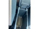 　ワンオーナー　禁煙車　純正ＳＤナビ　バックカメラ　ワンセグＴＶ　ＥＴＣ　キーレス　横滑り防止装置　車両・ナビ取説有　ディーラー記録簿（Ｈ２７．２８．２９．３０．Ｒ１．２．３．４．５年）（40枚目）