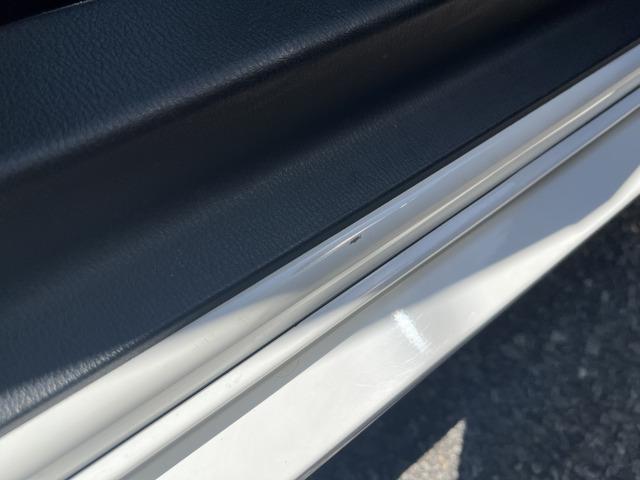 ロードスター Ｓ　純正ホイール　ＭＯＭＯステアリング　二年車検付き　６速ＭＴ　ＥＴＣ　純正オーディオ　プッシュスタート　スマートキー　ＵＳＢ　ＡＵＸ（48枚目）