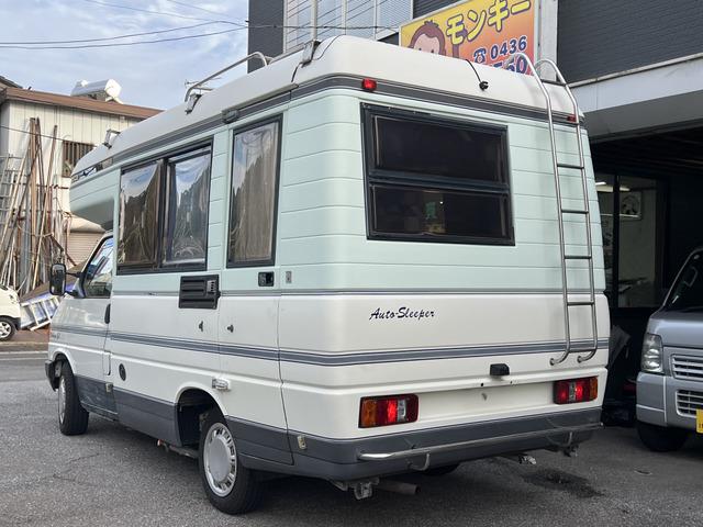 ヴァナゴン ＧＬ　Ｔ４　ヴァナゴン　オートスリーパー　キャンピングカー　タープ・テント接続可　バンクベッド　座席兼用ベッド　テーブル　シンク　コンセント　　ルーフベント　換気扇　８ナンバー（2枚目）