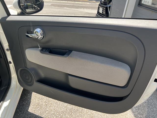 500 1.2 8V ラウンジ ガラスルーフ 純正15インチAW キーレス フォグランプ MTモード付 純正フロアマット 純正オーディオ CD(24枚目)