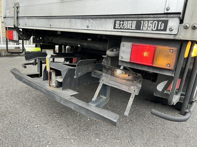 タイタンダッシュ オートマ キッチンカー フードトラック 移動販売車 ケータリングカー シンク 換気扇 エアコン コンロ 窓サッシ コンセント バックカメラ(10枚目)