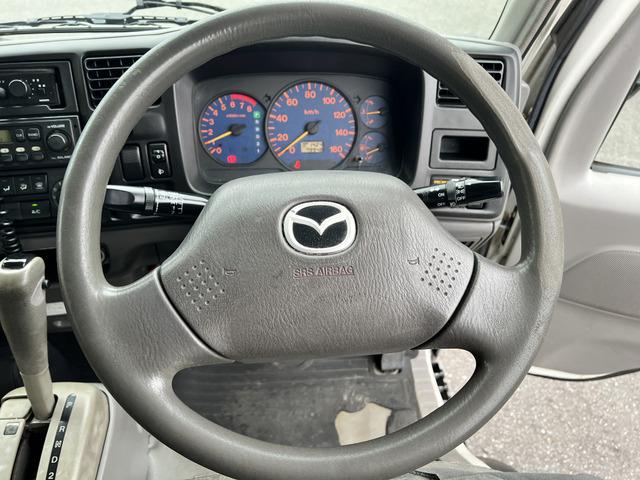 タイタンダッシュ オートマ キッチンカー フードトラック 移動販売車 ケータリングカー シンク 換気扇 エアコン コンロ 窓サッシ コンセント バックカメラ(23枚目)