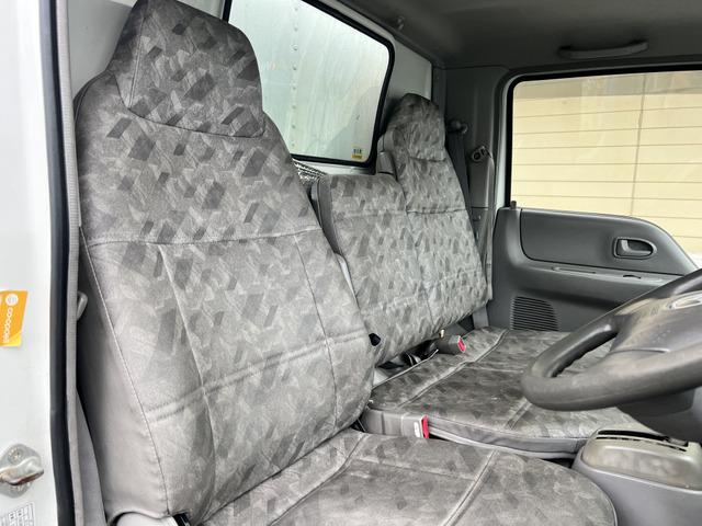 タイタンダッシュ オートマ キッチンカー フードトラック 移動販売車 ケータリングカー シンク 換気扇 エアコン コンロ 窓サッシ コンセント バックカメラ(25枚目)