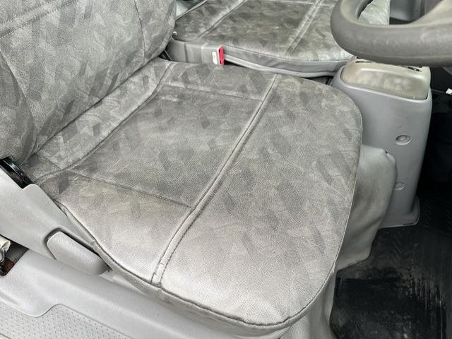 タイタンダッシュ オートマ キッチンカー フードトラック 移動販売車 ケータリングカー シンク 換気扇 エアコン コンロ 窓サッシ コンセント バックカメラ(39枚目)