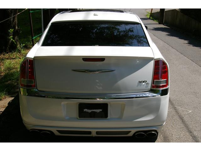 5.7HEMI HYD DUB22inc パノラマサンルーフ(8枚目)