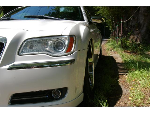 5.7HEMI HYD DUB22inc パノラマサンルーフ(10枚目)