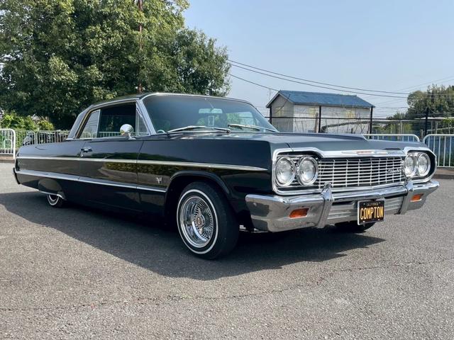 シボレーインパラ (4枚目)