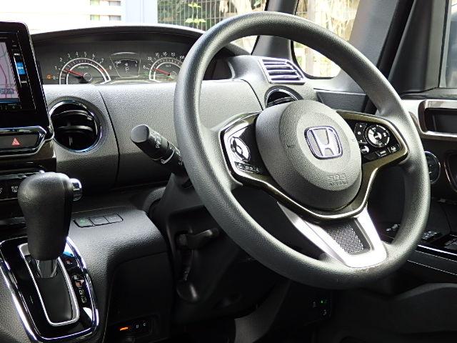 Ｎ－ＢＯＸカスタム Ｇ・Ｌホンダセンシング　ナビ　バックカメラ　８スピーカー　衝突軽減ブレーキ　両側電動スライドドア　クルーズコントロール　スマートキー　ＥＴＣ　ＬＥＤ　車検整備付き　１年保証（9枚目）