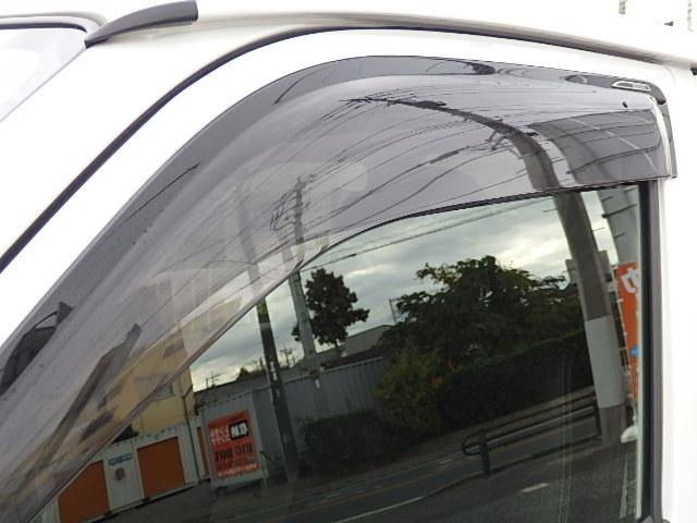 ハイエースバン スーパーＧＬ　ダークプライムＩＩ　ワンオーナー　禁煙　セーフティセンス　衝突軽減　ナビ　Ｂｌｕｅｔｏｏｔｈ　地デジ　バックカメラ　パノラミックビュー　ＥＴＣ　ドラレコ　全記録簿有　車検Ｒ８／１０　新車保証継承（20枚目）