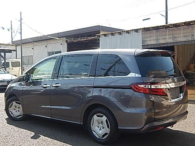 G 8人乗 禁煙車 クルーズコントロール パワースライドドア(5枚目)