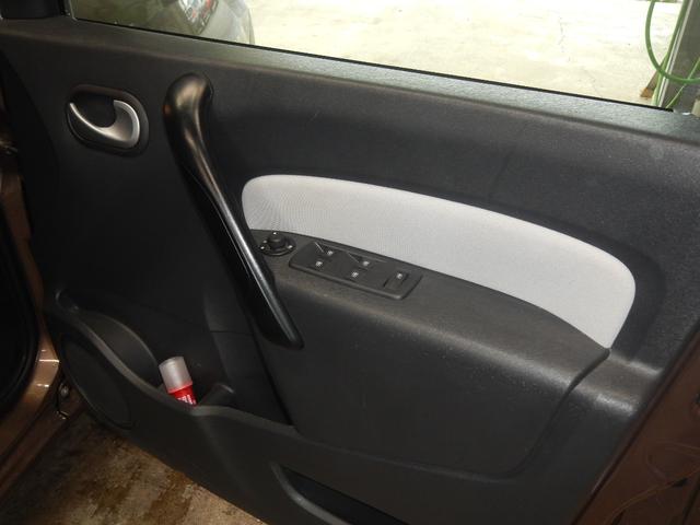 カングー ゼン　オーディオ　Ｂｌｕｅｔｏｏｔｈ　ＥＴＣ　ターボ車　クルーズコントロール　社外前後ドラレコ（17枚目）