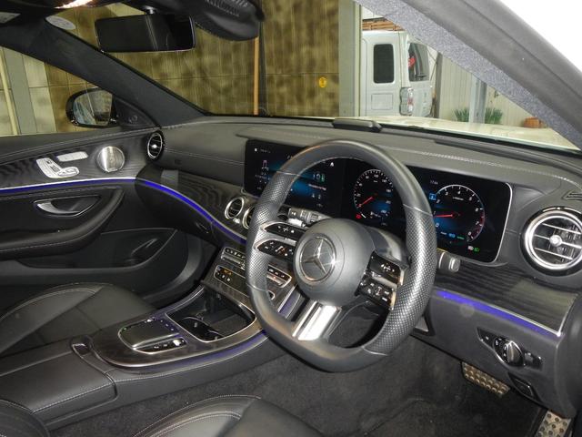 Ｅクラスステーションワゴン Ｅ２００　ステーションワゴン　スポーツ　ＡＭＧライン　ワンオーナー　記録簿　ワイドスクリーン　ＨＵＤ　パノラマルーフ　パワートランク　Ｂｕｒｍｅｓｔｅｒ　ナビＴＶ全方位　オートクルーズ　黒革（13枚目）