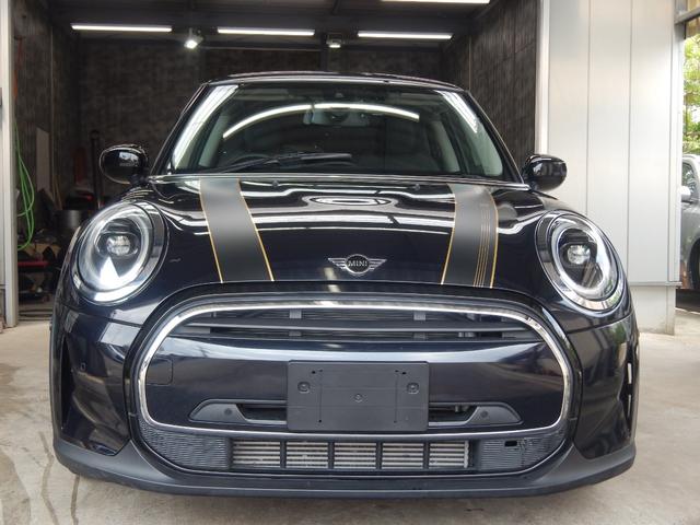 ＭＩＮＩ クーパーＤ　エッセンシャル・トリム　ハーフレザー　シートヒーター　カープレイ　バックカメラ　ミラー型ＥＴＣ　ドラレコ　オートクルーズ（6枚目）