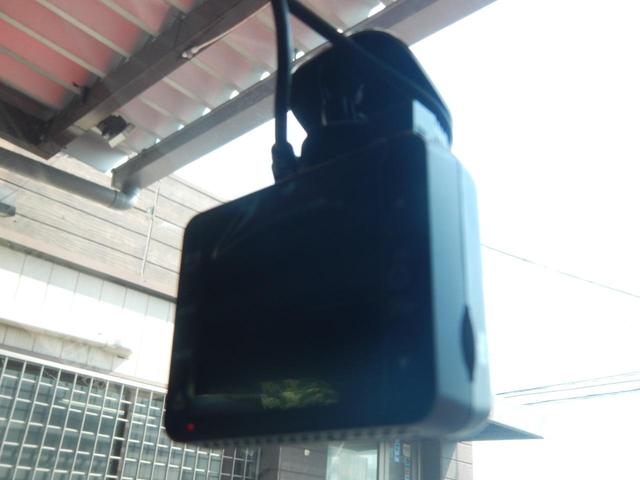 ルーテシア Ｅ－テックハイブリッド　ハーフレザーシート　ディスプレイオーディオ　バックカメラ　カープレイ　ＬＥＤ　ハンドルＨ　オートクルーズ　ＥＴＣ　ドラレコ前後（17枚目）