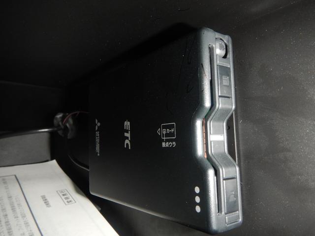 ５００ ツインエア　ドルチェヴィータ　ガラスルーフ固定式サンシェード　ハーフレザーシート　ナビＴＶバックカメラ　クルーズコントロール（16枚目）