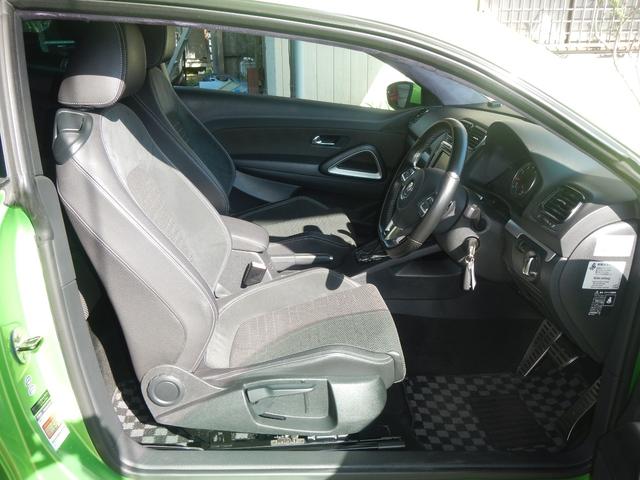 シロッコ TSI TSI(4名)純正ナビ アイバッハダウンサス Rカメラ付ミラードラレコ TV ハーフレザー パドルシフト 17AW(19枚目)