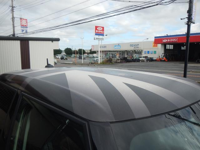 MINI クーパーS 純正ナビ・バックカメラ ミラーETC LED ブラックライトリング ユニオンテール 17ブラックAW コンフォートアクセス(4枚目)