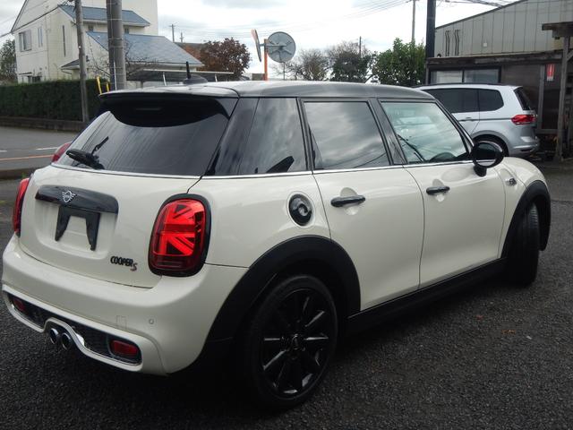 MINI クーパーS 純正ナビ・バックカメラ ミラーETC LED ブラックライトリング ユニオンテール 17ブラックAW コンフォートアクセス(7枚目)