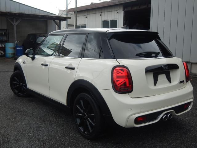 MINI クーパーS 純正ナビ・バックカメラ ミラーETC LED ブラックライトリング ユニオンテール 17ブラックAW コンフォートアクセス(8枚目)