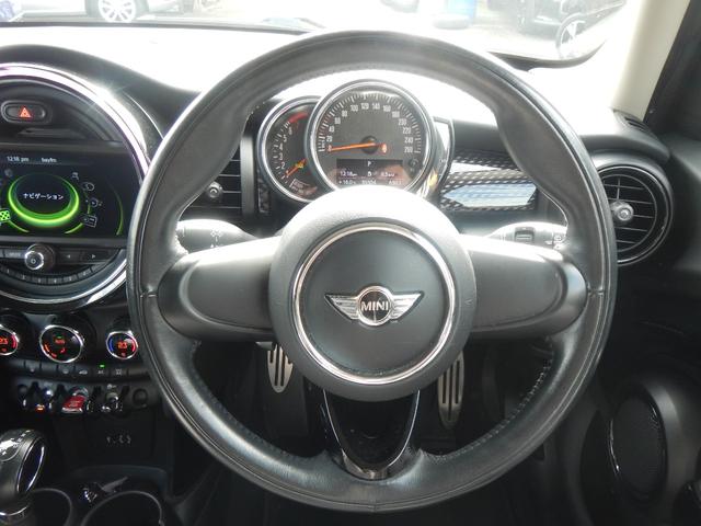 MINI クーパーS 純正ナビ・バックカメラ ミラーETC LED ブラックライトリング ユニオンテール 17ブラックAW コンフォートアクセス(11枚目)