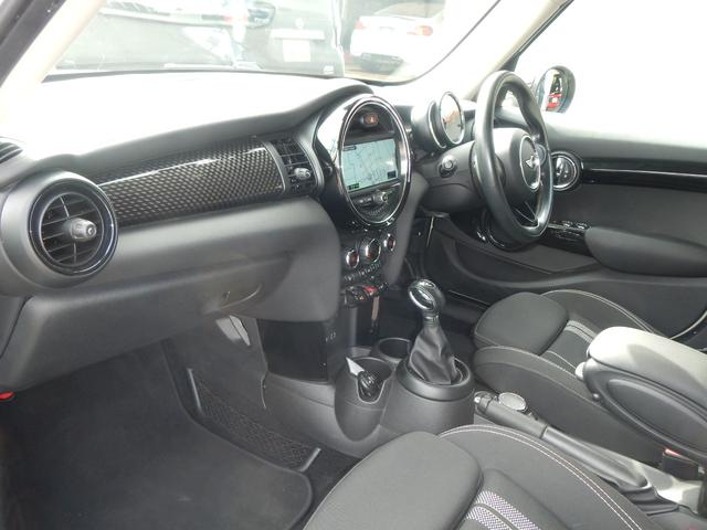 MINI クーパーS 純正ナビ・バックカメラ ミラーETC LED ブラックライトリング ユニオンテール 17ブラックAW コンフォートアクセス(20枚目)