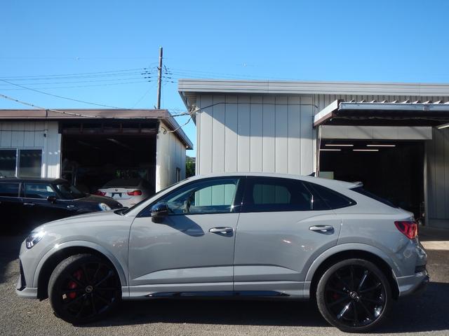 RS Q3 スポーツバック ベースグレード ベースグレード(5名)RSデザインPKG ブラックスタイリングPKG RSダンピングCLサスペンション RSスポーツエキゾースト RSバーチャルコックピット SONOS 21黒AW 赤キャリパー(8枚目)