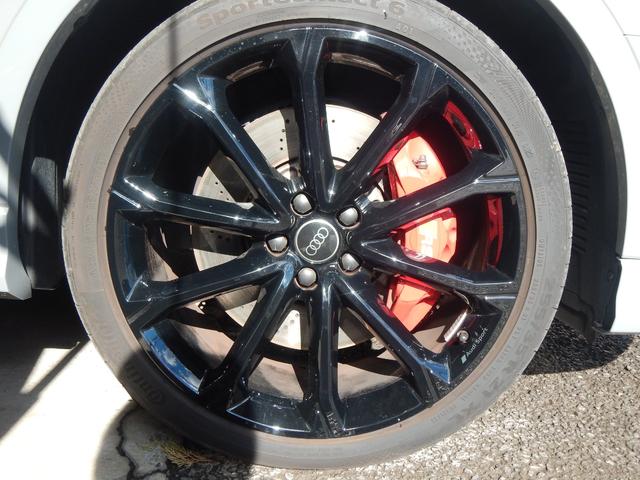 RS Q3 スポーツバック ベースグレード ベースグレード(5名)RSデザインPKG ブラックスタイリングPKG RSダンピングCLサスペンション RSスポーツエキゾースト RSバーチャルコックピット SONOS 21黒AW 赤キャリパー(12枚目)