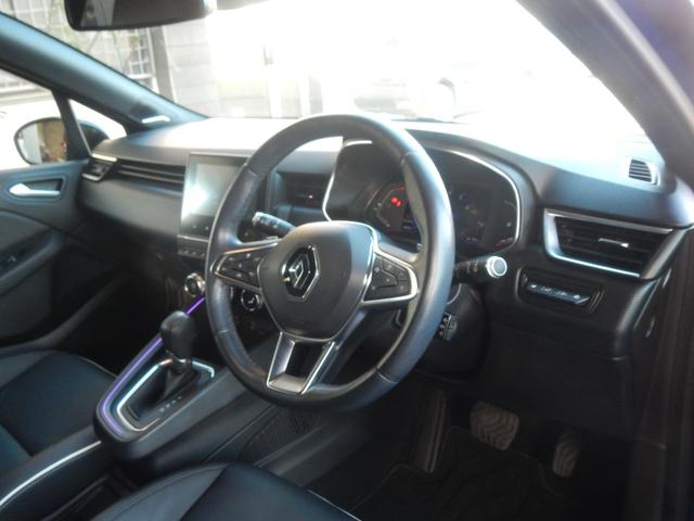 黒レザー　ハンドル＆シートヒーター　クルコン　ディスプレイオーディオ全方位カープレイ　ＬＥＤ　ＢＯＳＥサウンド　ＢＳＭ　ワイヤレス充電