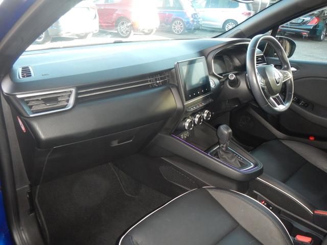 黒レザー　ハンドル＆シートヒーター　クルコン　ディスプレイオーディオ全方位カープレイ　ＬＥＤ　ＢＯＳＥサウンド　ＢＳＭ　ワイヤレス充電